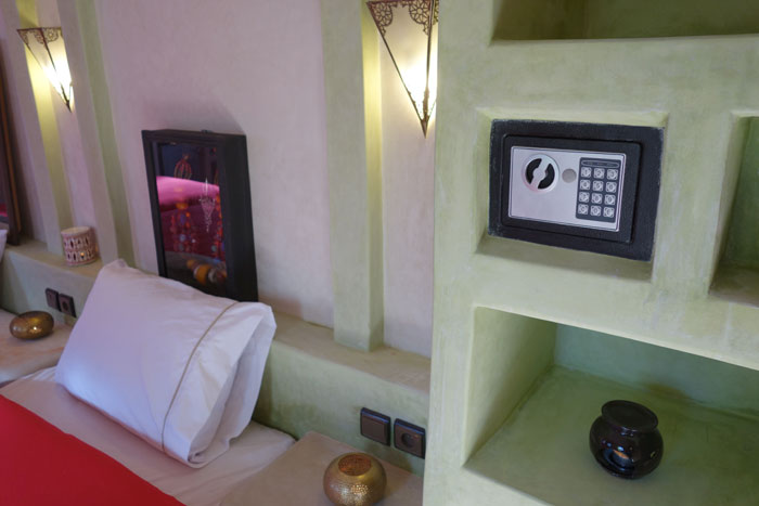 Bedroom Room At Desert Hotel Auberge Cafe Du Sud