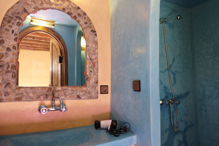 Bathroom At Desert Hotel Auberge Cafe Du Sud